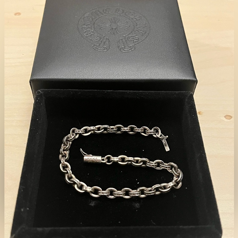 Chrome hearts paper chain bracelet